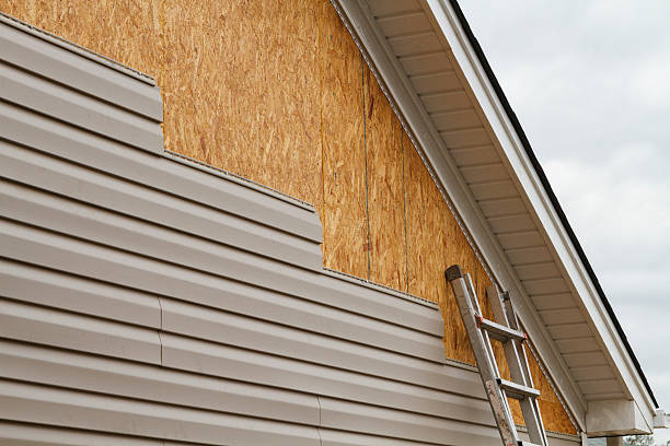 24/7 Emergency Siding Replacement experts in Fountain, NC